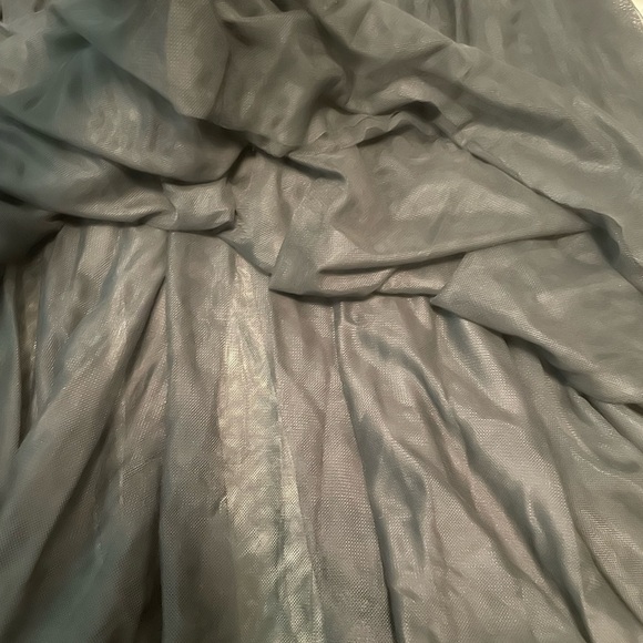 Gorgeous Self-Portrait double layered skirt - Picture 15 of 15